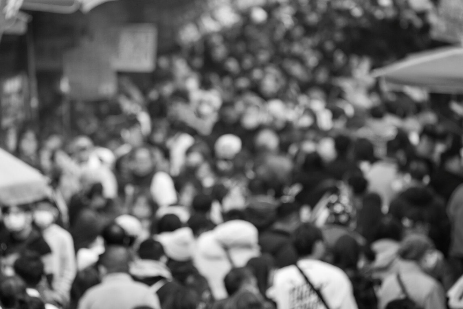 Bokeh view crowded of people in the street